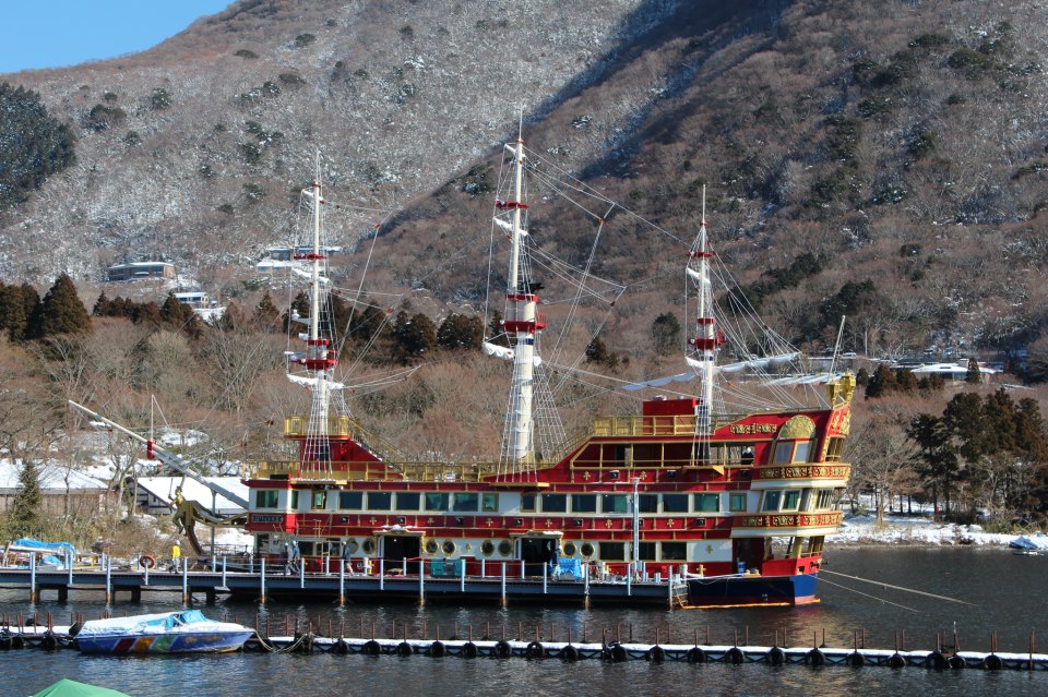 528843_590991957594599_629163618_n